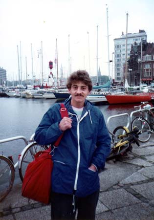 Tom, Ostend