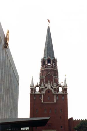 Kremlin: Spasskaya (Spassky or Saviour) Tower