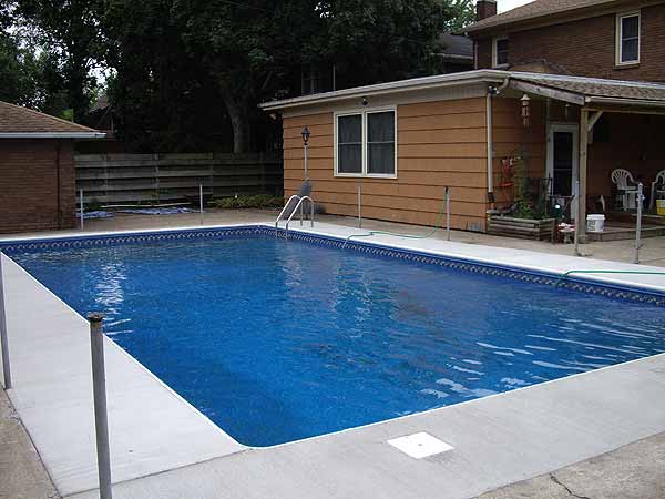 The completed pool surround concrete