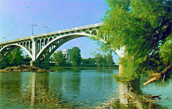 Lincoln Memorial Bridge, Vincennes